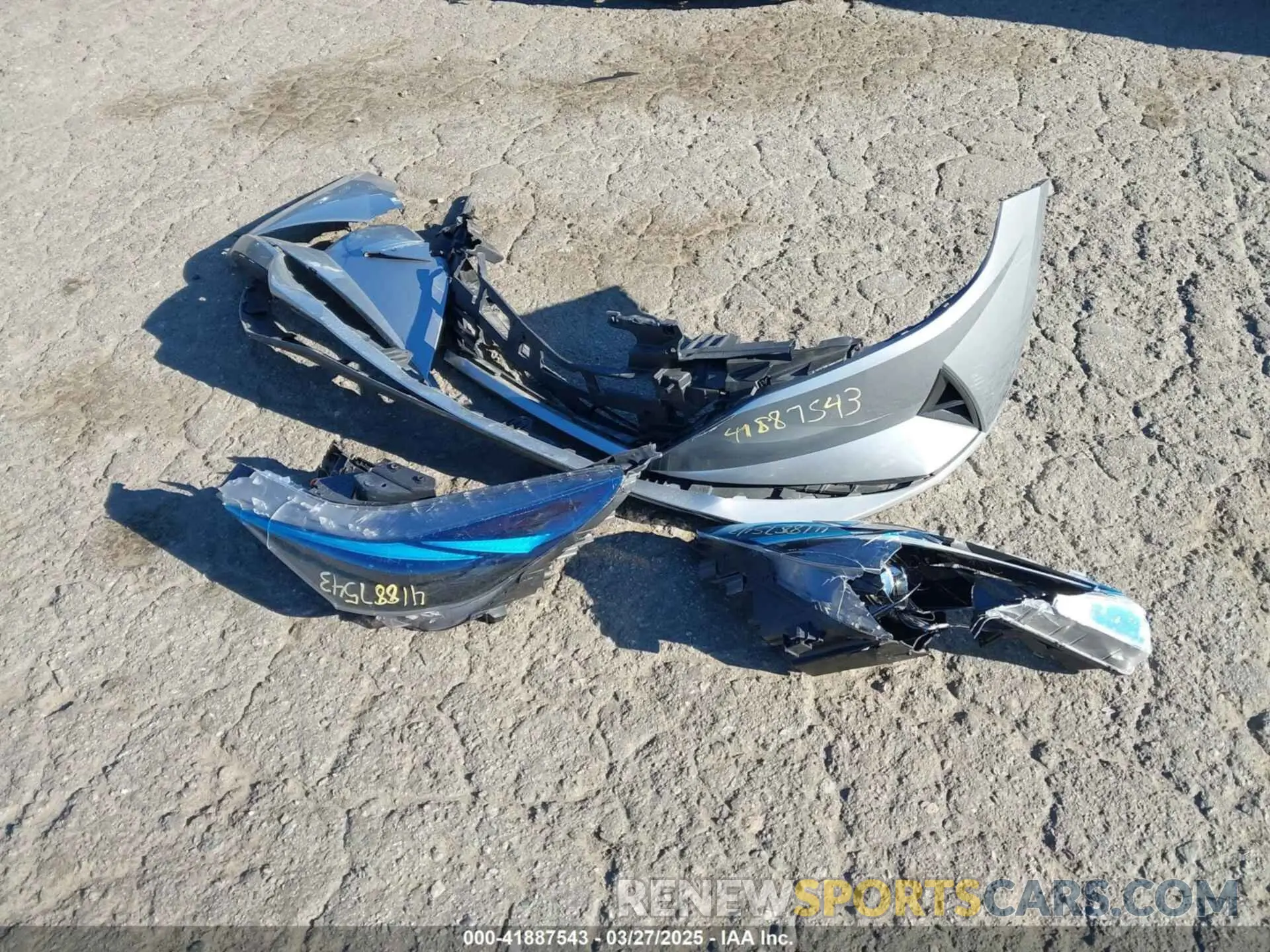 12 Photograph of a damaged car 5NPLM4AG6NH064297 HYUNDAI ELANTRA 2022