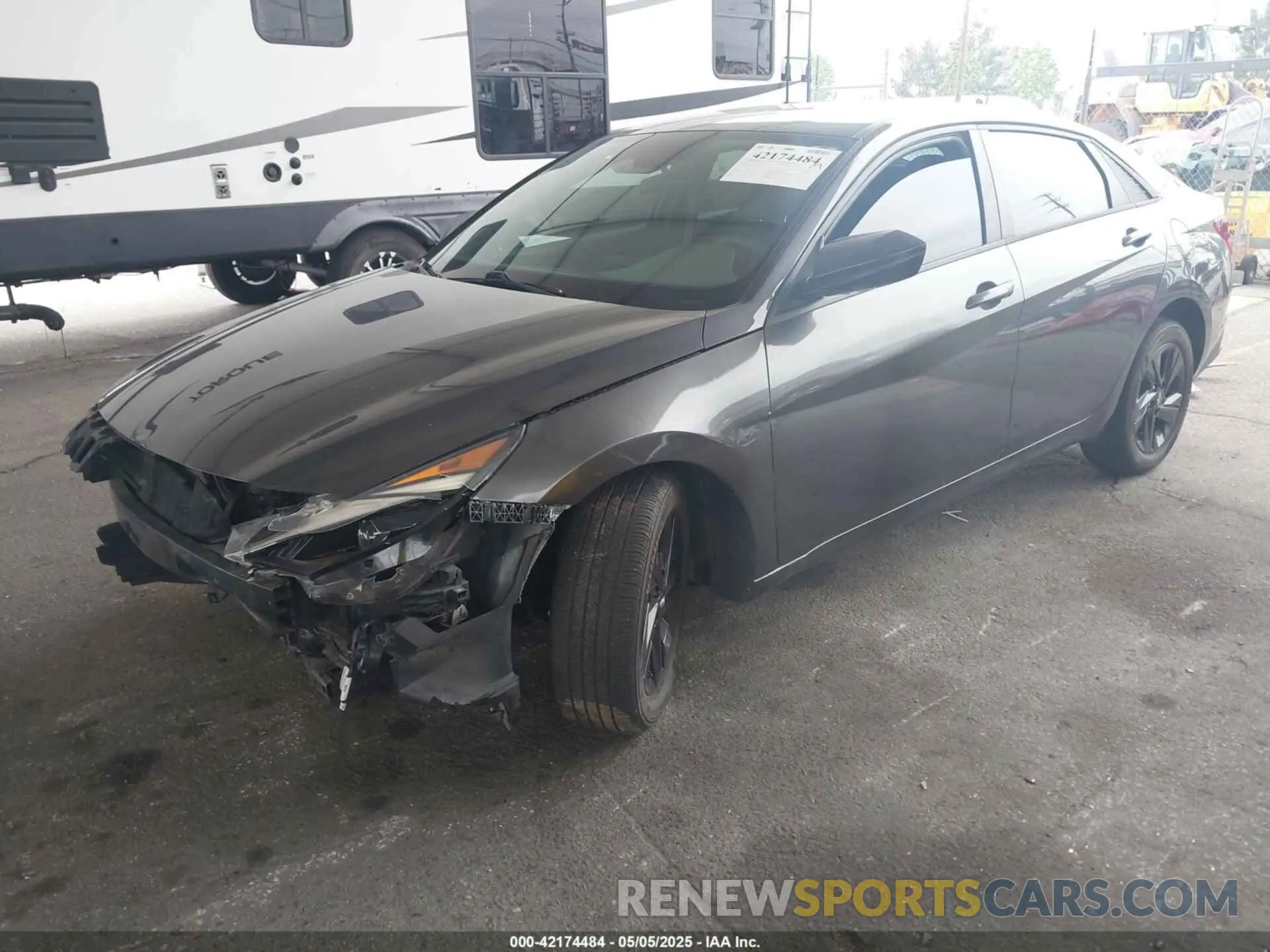 2 Photograph of a damaged car 5NPLM4AG6NH083707 HYUNDAI ELANTRA 2022