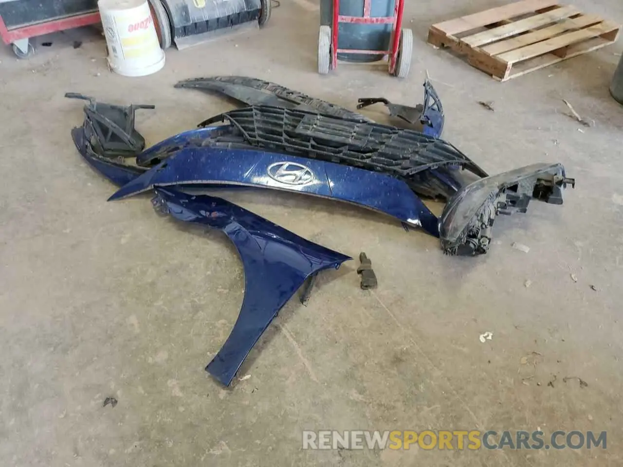 12 Photograph of a damaged car 5NPLM4AG8NH086088 HYUNDAI ELANTRA 2022