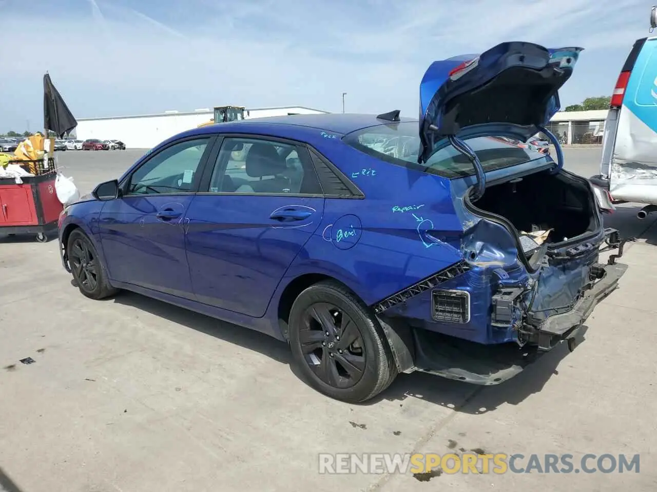 2 Photograph of a damaged car 5NPLM4AGXNH077442 HYUNDAI ELANTRA 2022