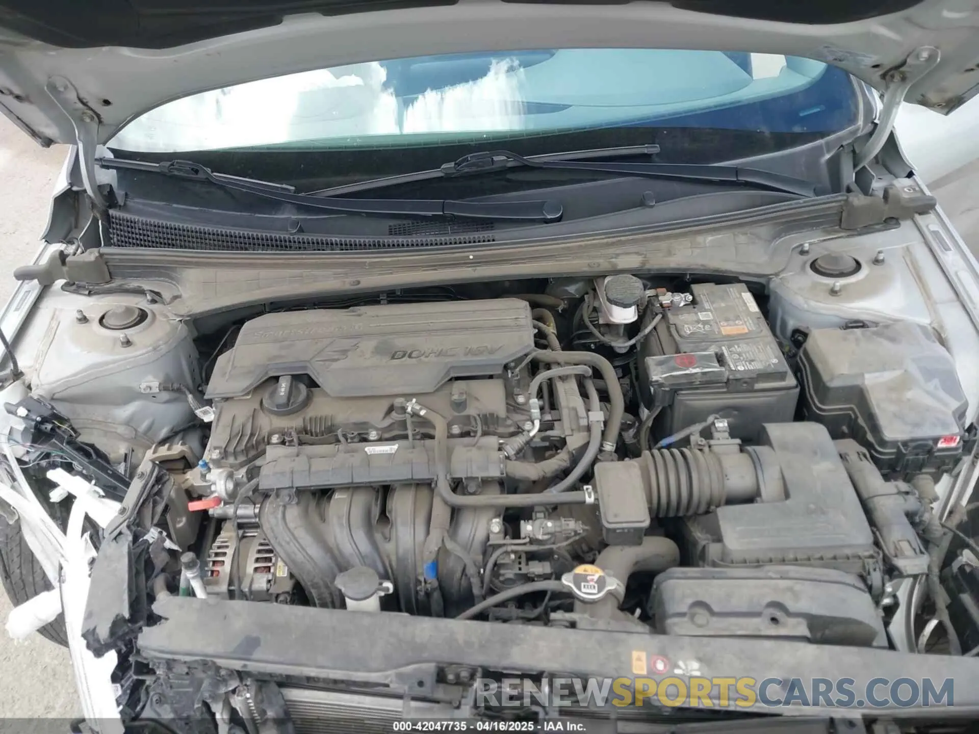 10 Photograph of a damaged car 5NPLM4AGXNH081118 HYUNDAI ELANTRA 2022