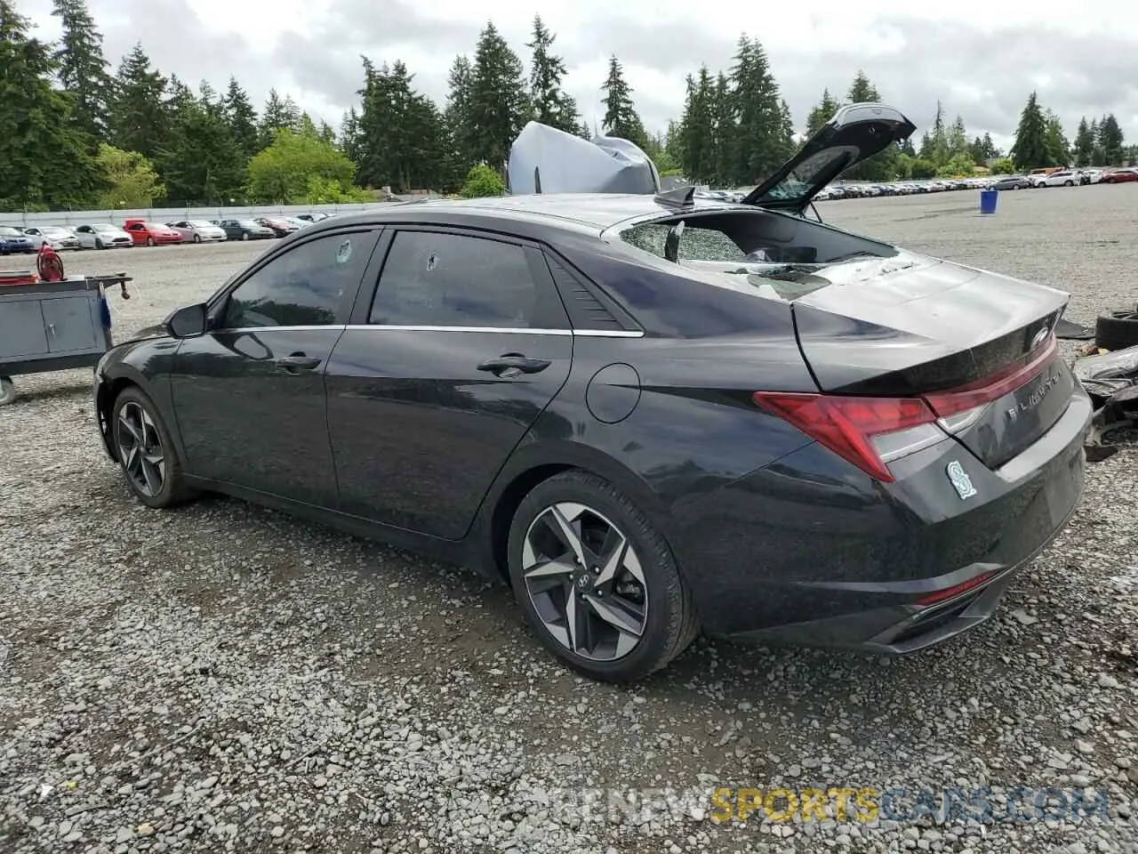 2 Photograph of a damaged car 5NPLN4AG0NH053115 HYUNDAI ELANTRA 2022