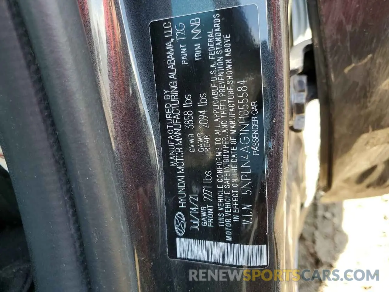 12 Photograph of a damaged car 5NPLN4AG1NH055584 HYUNDAI ELANTRA 2022