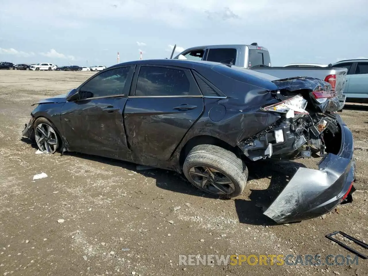 2 Photograph of a damaged car 5NPLN4AG1NH055584 HYUNDAI ELANTRA 2022