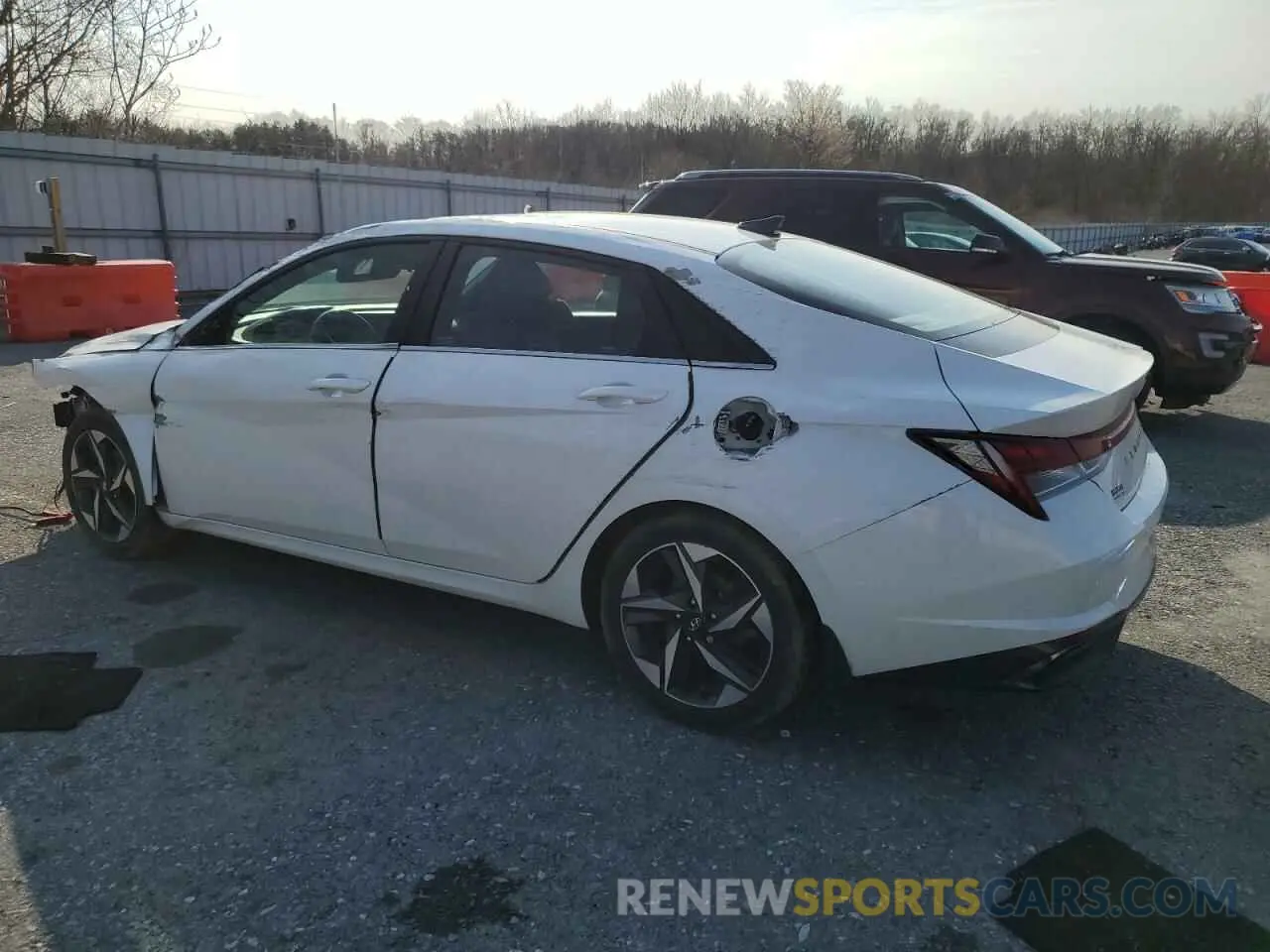 2 Photograph of a damaged car 5NPLN4AG1NH057299 HYUNDAI ELANTRA 2022