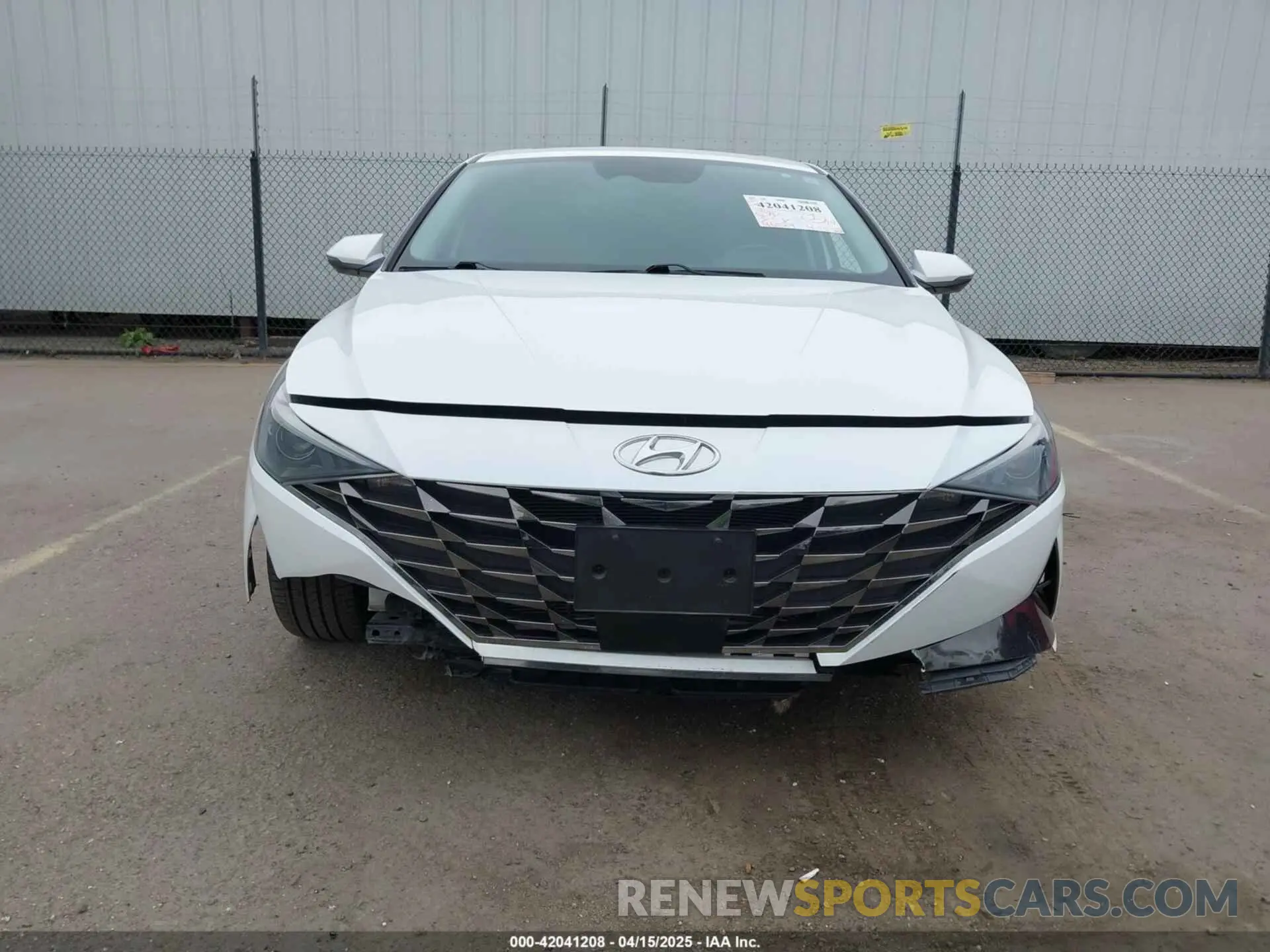12 Photograph of a damaged car 5NPLN4AG3NH074525 HYUNDAI ELANTRA 2022