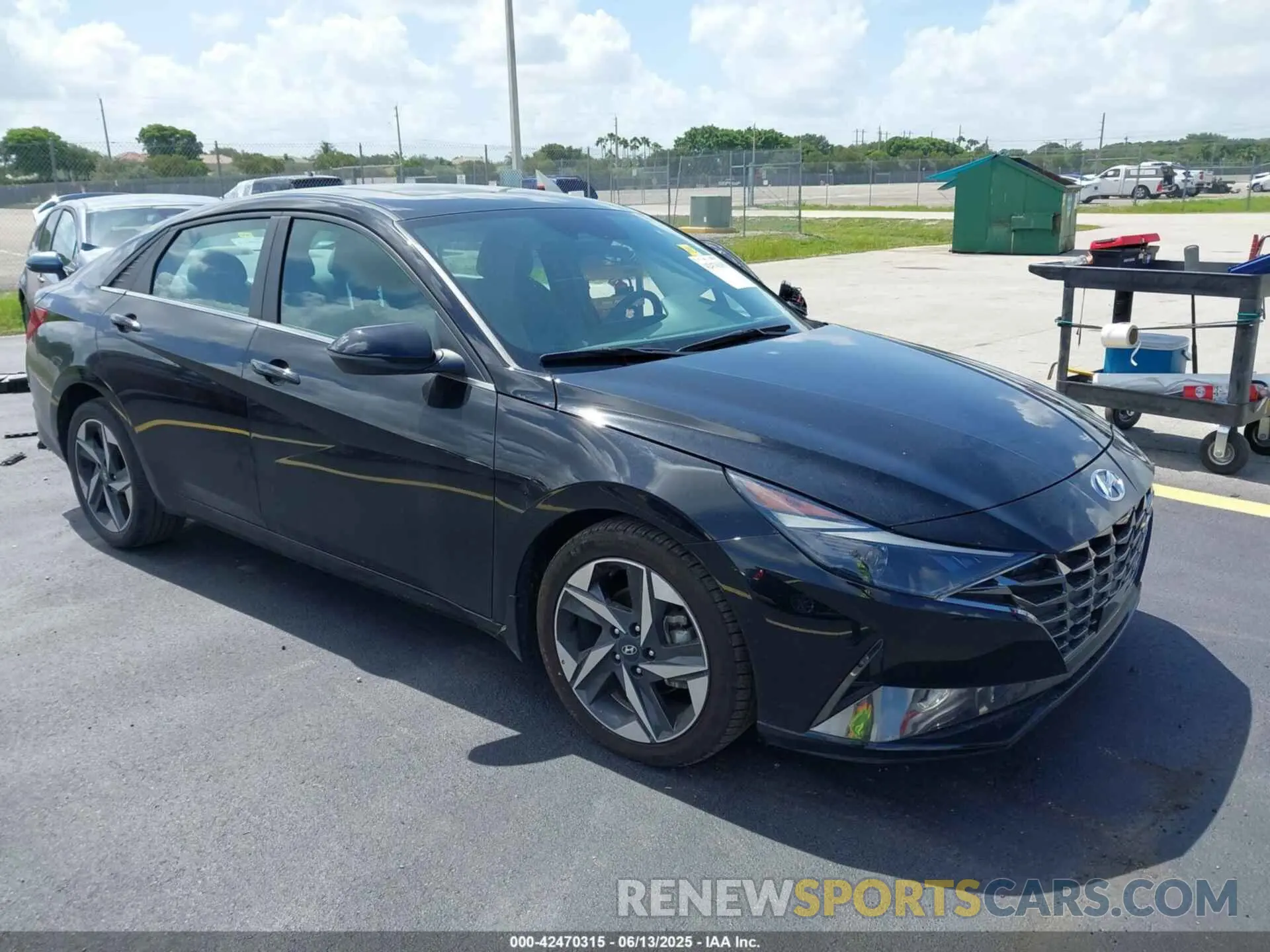 1 Photograph of a damaged car 5NPLN4AG5NH073313 HYUNDAI ELANTRA 2022