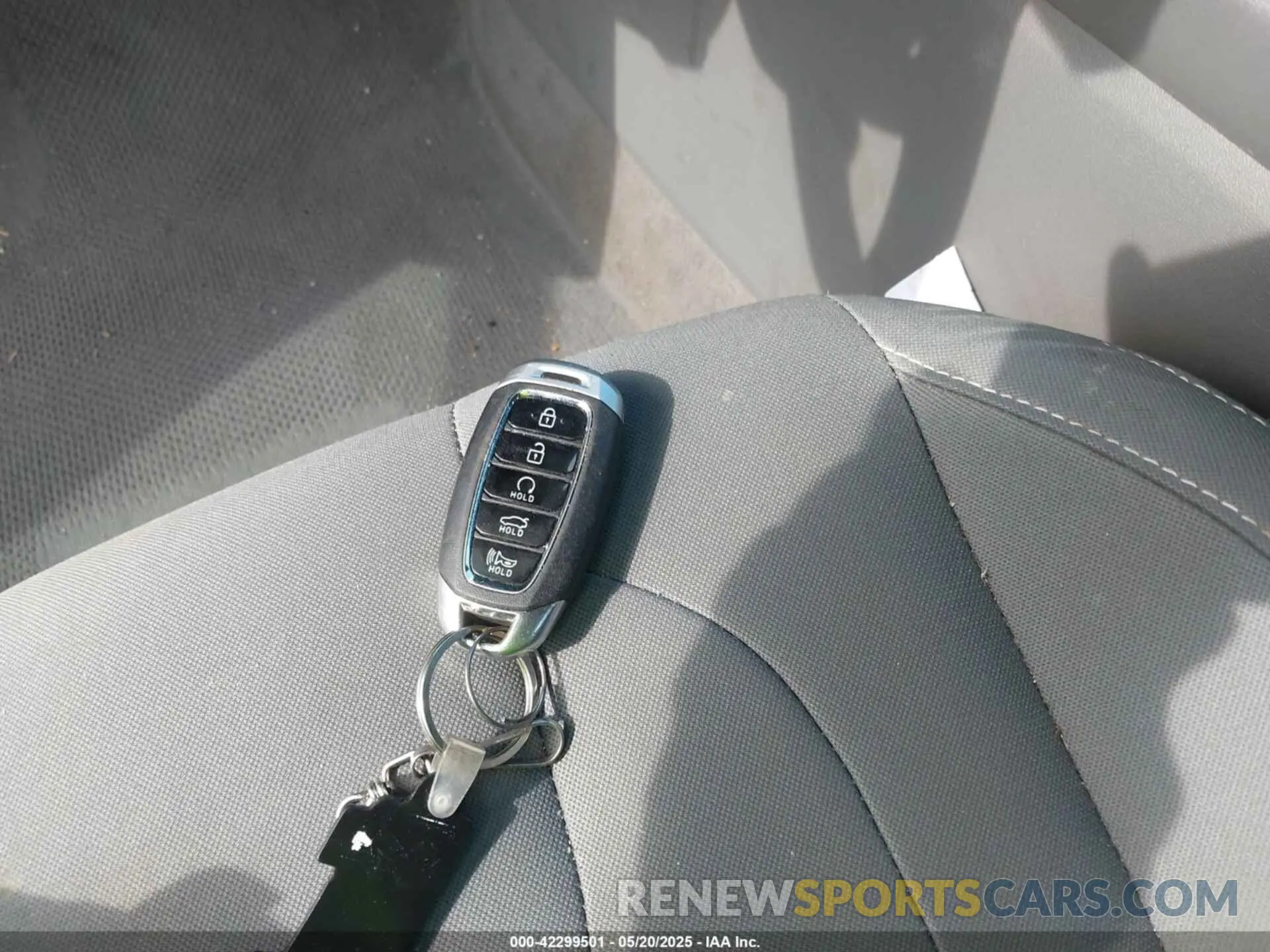 11 Photograph of a damaged car 5NPLN4AG7NH068727 HYUNDAI ELANTRA 2022