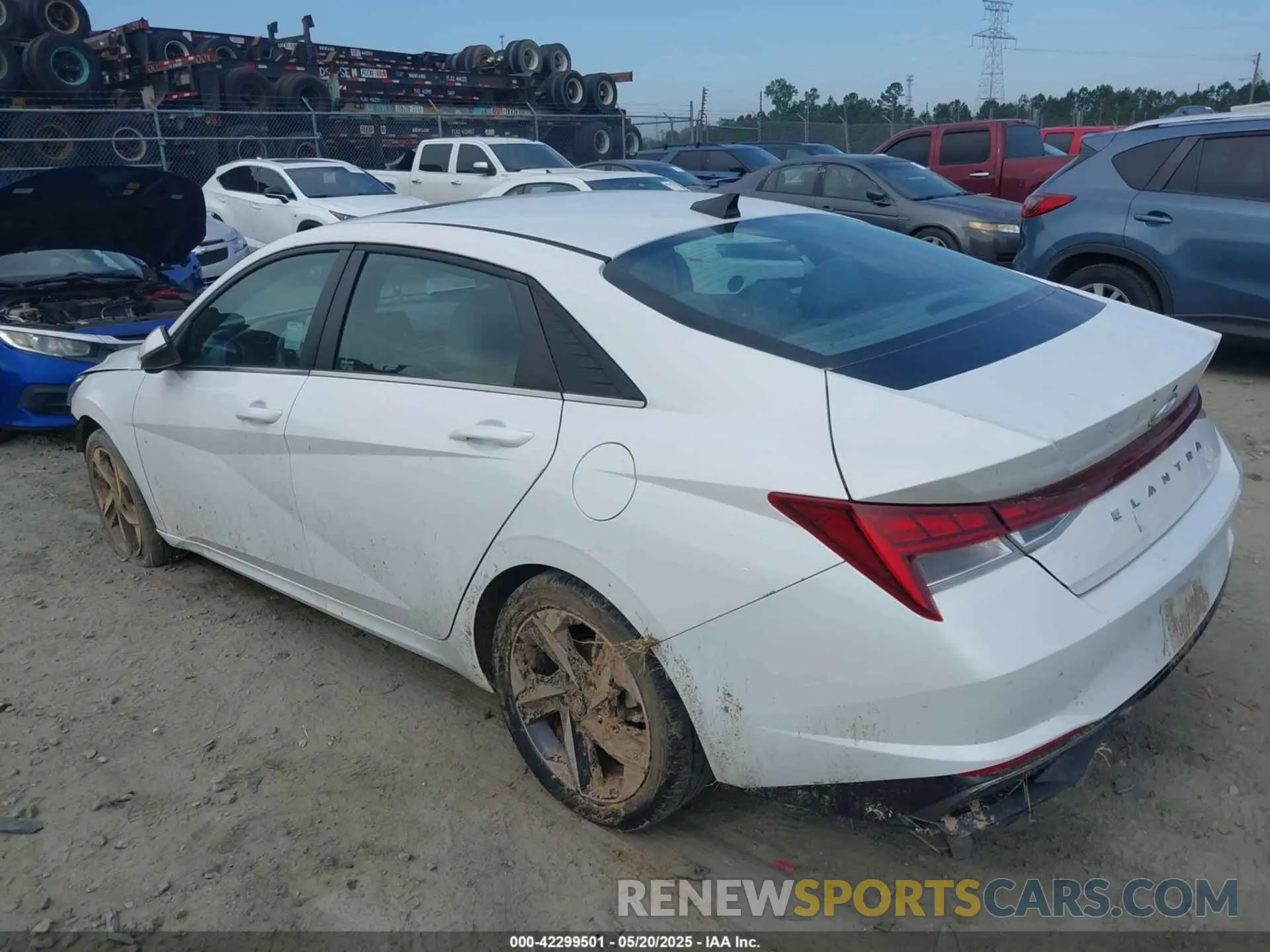 3 Photograph of a damaged car 5NPLN4AG7NH068727 HYUNDAI ELANTRA 2022