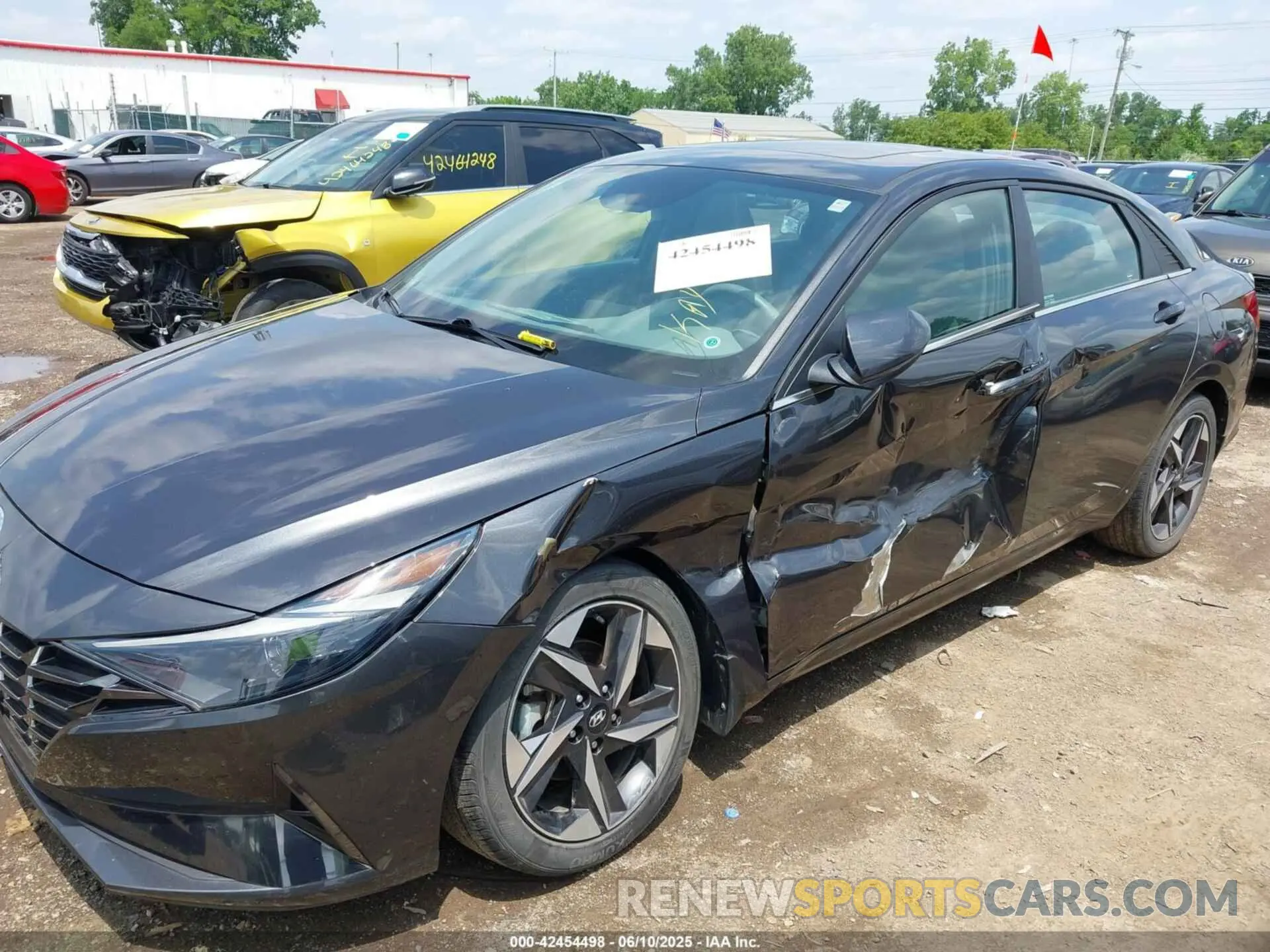 6 Photograph of a damaged car 5NPLN4AG7NH074978 HYUNDAI ELANTRA 2022