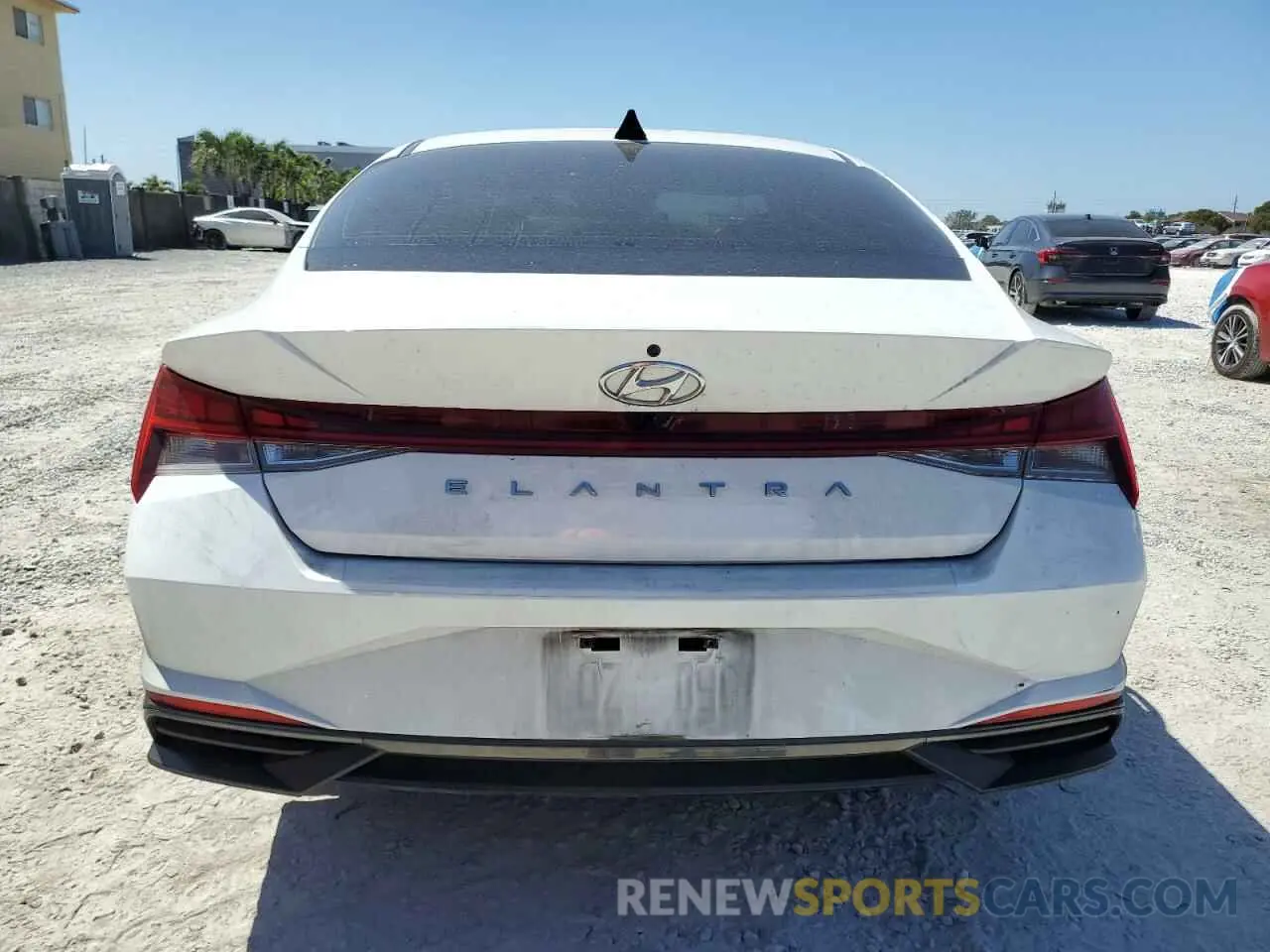 6 Photograph of a damaged car 5NPLN4AG7NH083762 HYUNDAI ELANTRA 2022