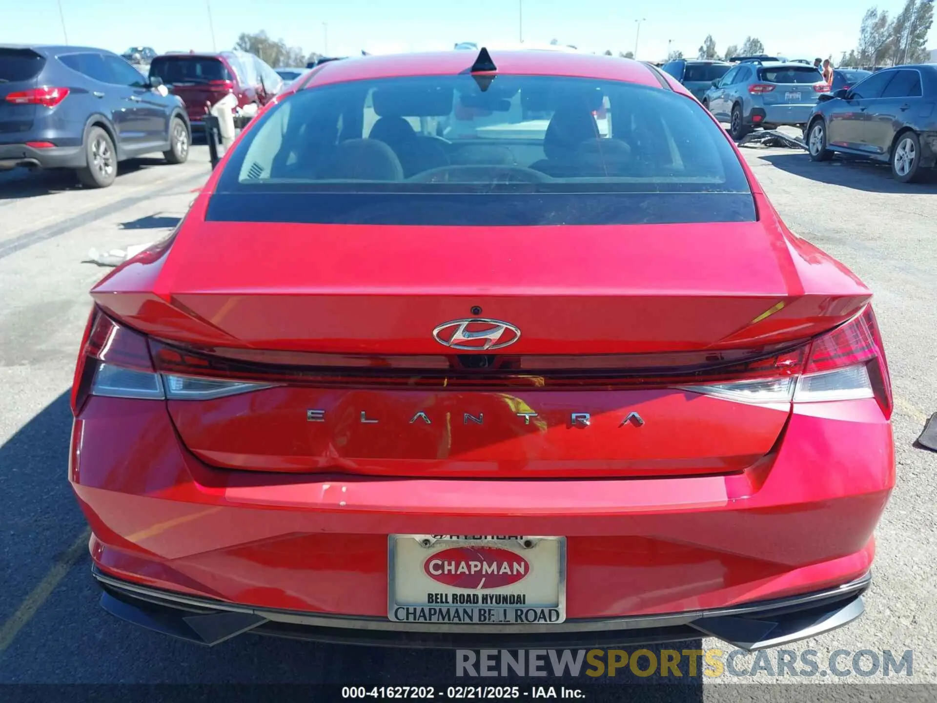 16 Photograph of a damaged car 5NPLN4AG9NH082970 HYUNDAI ELANTRA 2022