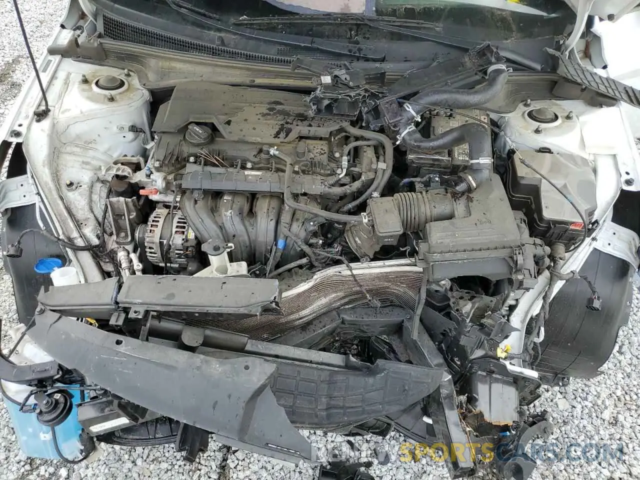 11 Photograph of a damaged car 5NPLP4AG6NH069524 HYUNDAI ELANTRA 2022