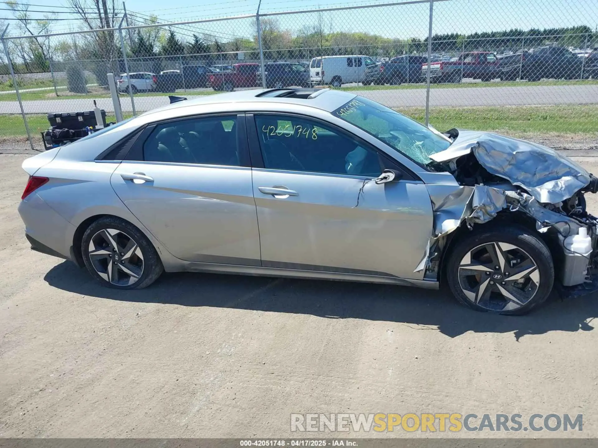 12 Photograph of a damaged car 5NPLP4AG8NH078032 HYUNDAI ELANTRA 2022