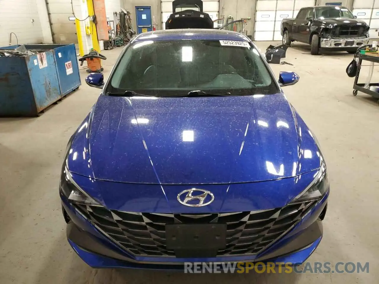 5 Photograph of a damaged car 5NPLP4AG9NH083840 HYUNDAI ELANTRA 2022