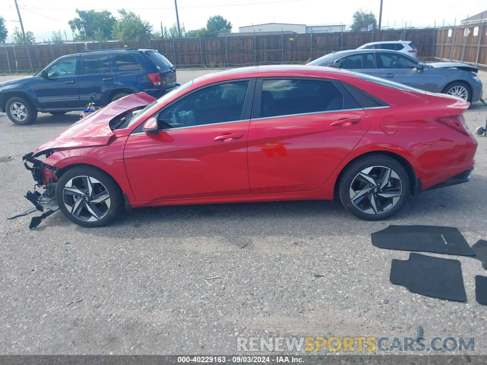 15 Photograph of a damaged car 5NPLP4AGXNH067579 HYUNDAI ELANTRA 2022