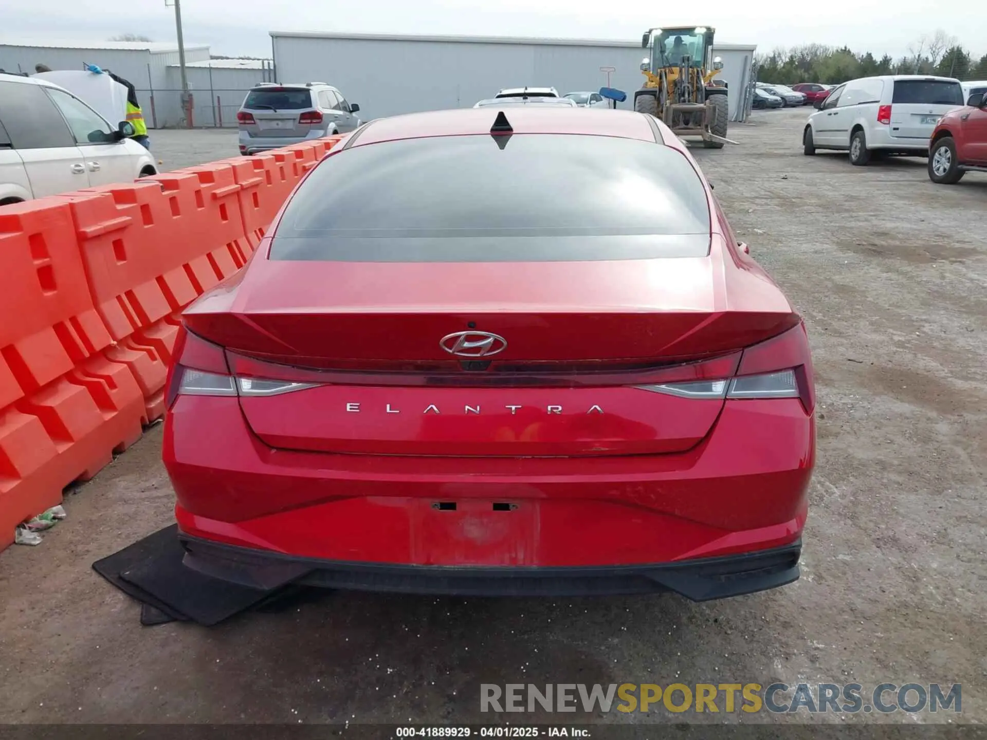 16 Photograph of a damaged car 5NPLS4AG0NH077407 HYUNDAI ELANTRA 2022