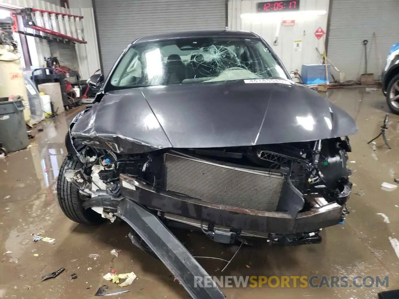 5 Photograph of a damaged car 5NPLS4AG1NH055223 HYUNDAI ELANTRA 2022