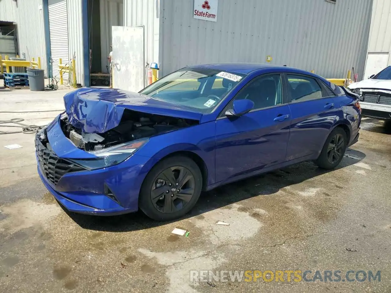 1 Photograph of a damaged car 5NPLS4AG1NH056761 HYUNDAI ELANTRA 2022