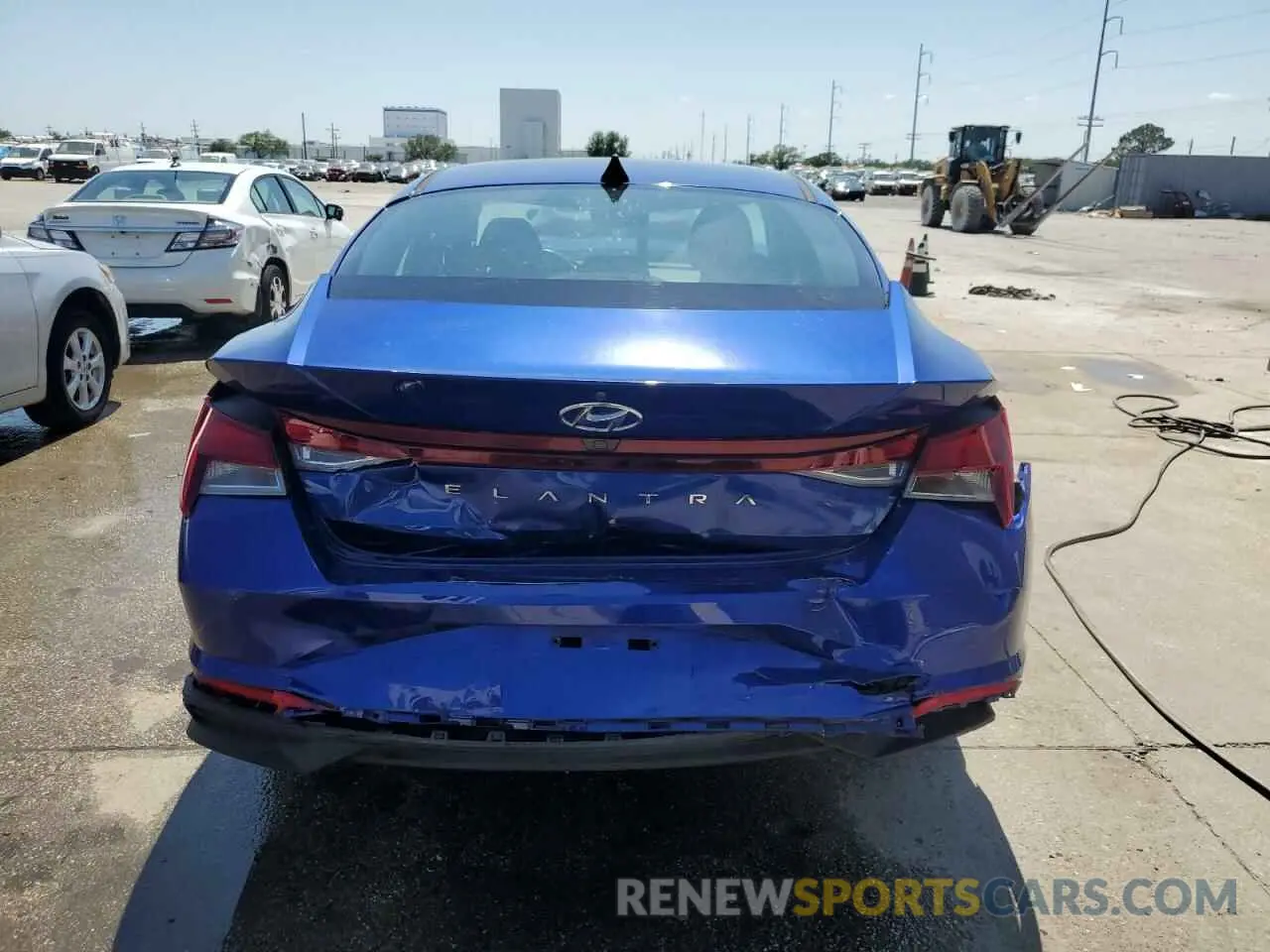 6 Photograph of a damaged car 5NPLS4AG1NH056761 HYUNDAI ELANTRA 2022