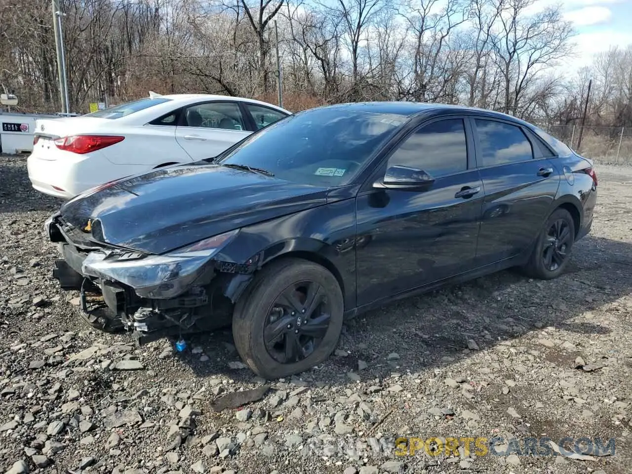 1 Photograph of a damaged car 5NPLS4AG4NH082870 HYUNDAI ELANTRA 2022