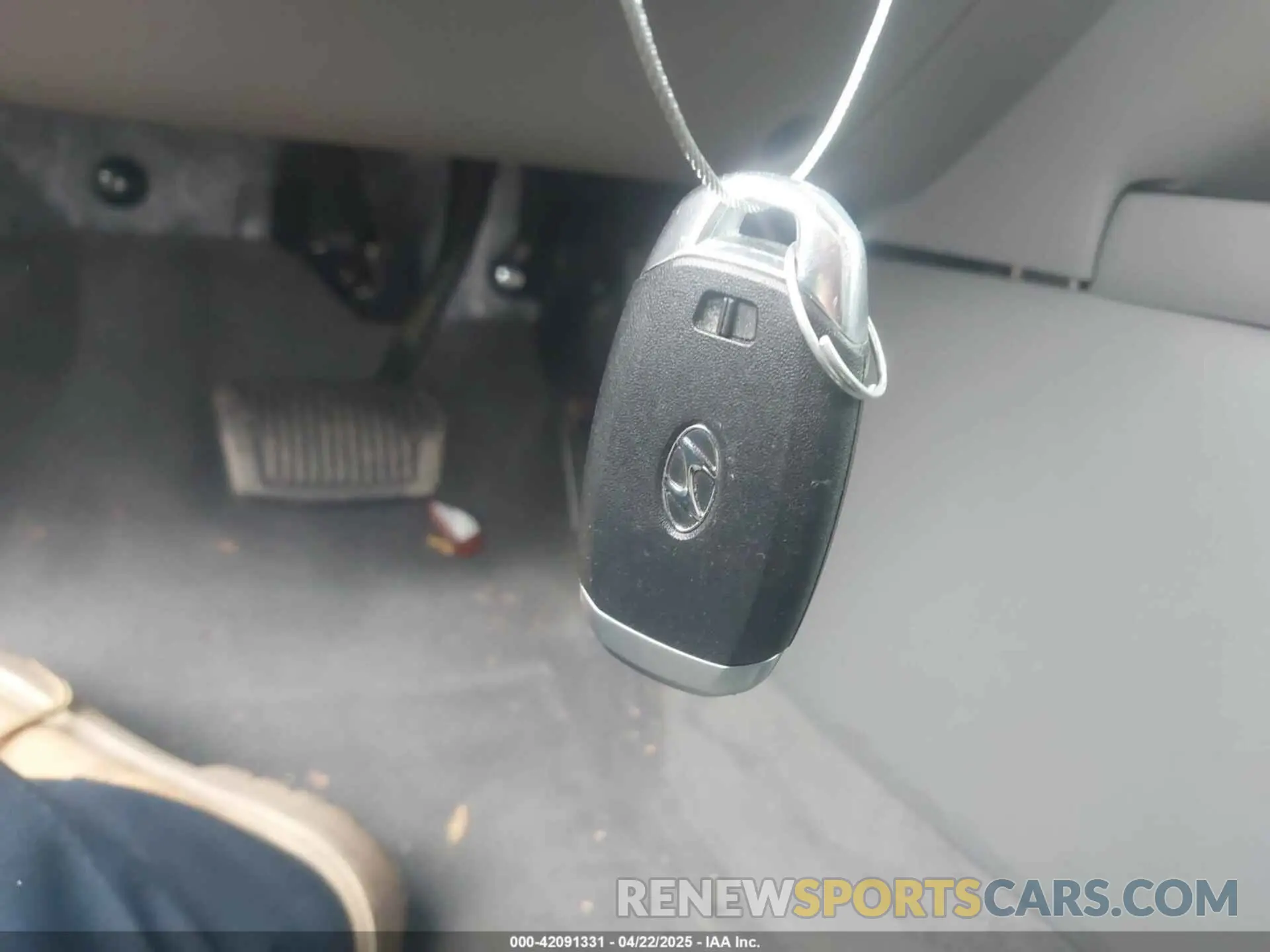 11 Photograph of a damaged car 5NPLS4AG6NH057761 HYUNDAI ELANTRA 2022