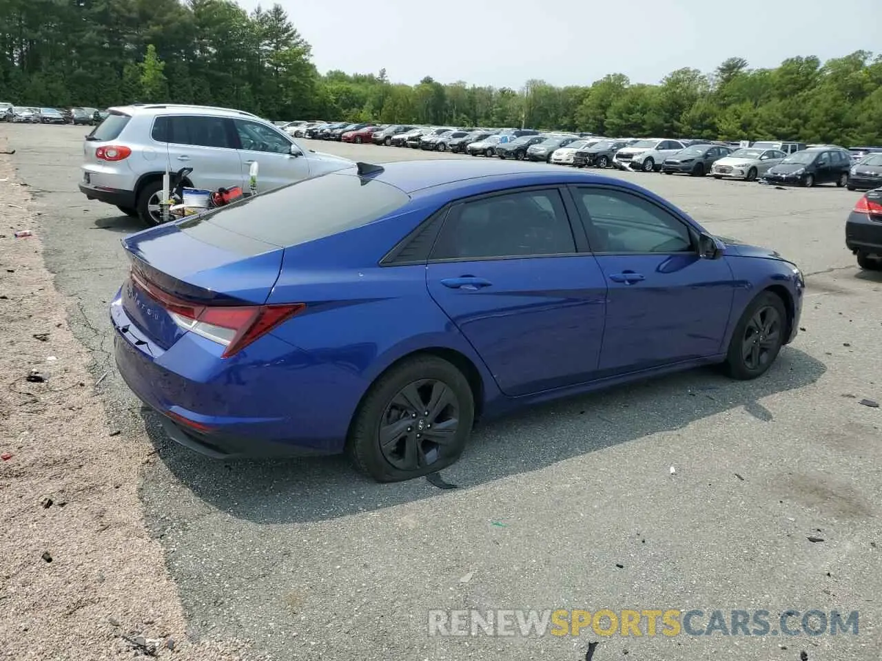 3 Photograph of a damaged car 5NPLS4AG6NH069442 HYUNDAI ELANTRA 2022