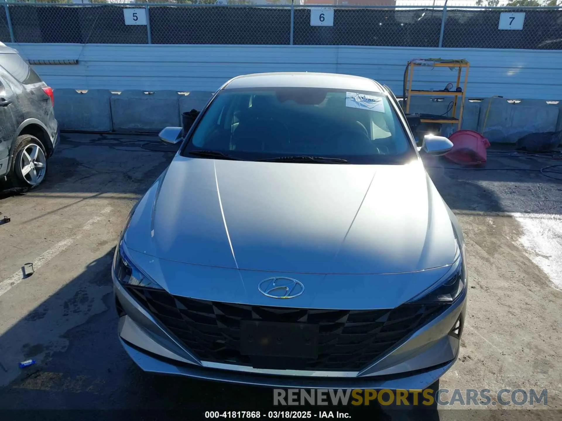 12 Photograph of a damaged car 5NPLS4AG7NH059941 HYUNDAI ELANTRA 2022