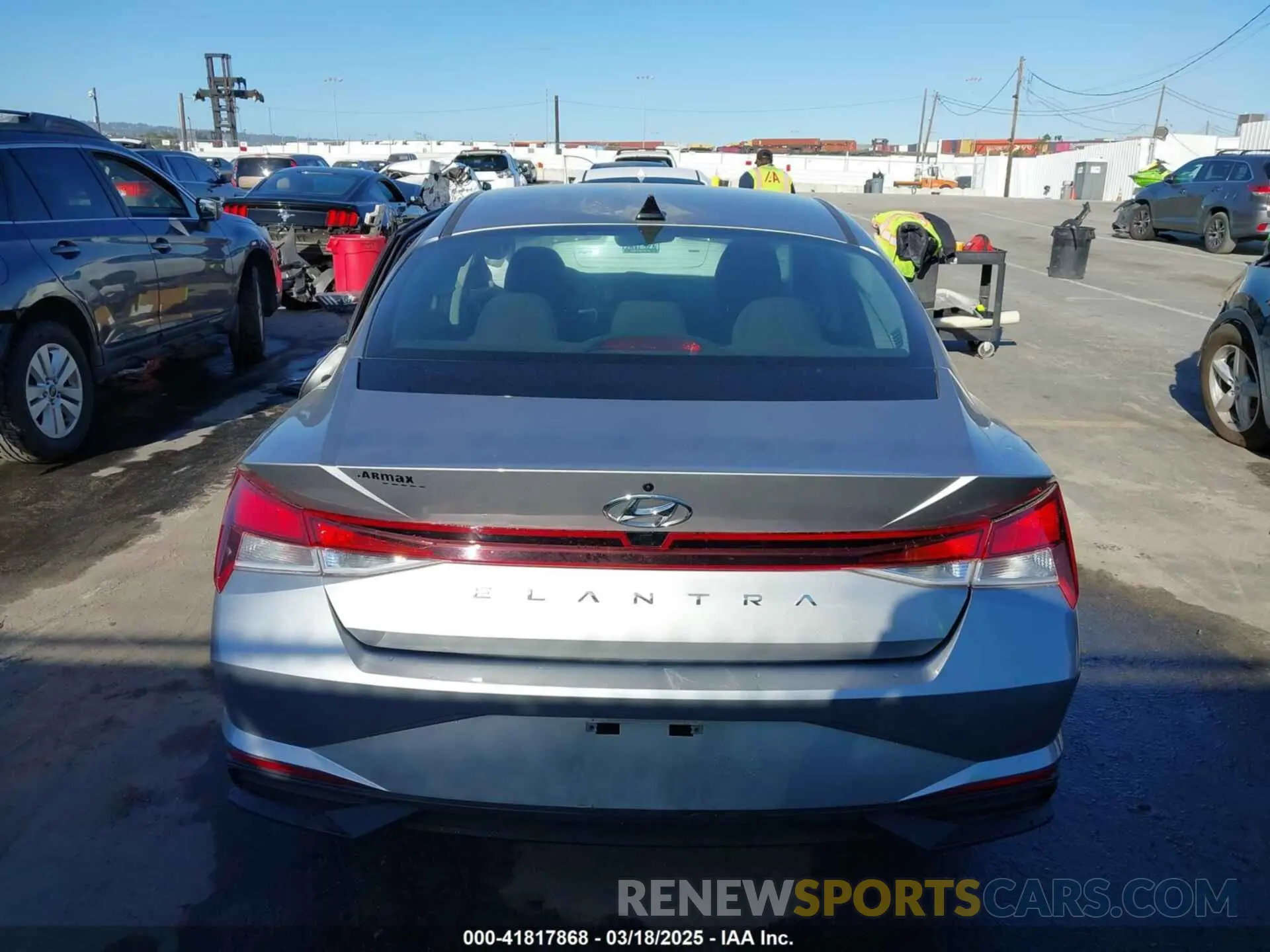 16 Photograph of a damaged car 5NPLS4AG7NH059941 HYUNDAI ELANTRA 2022