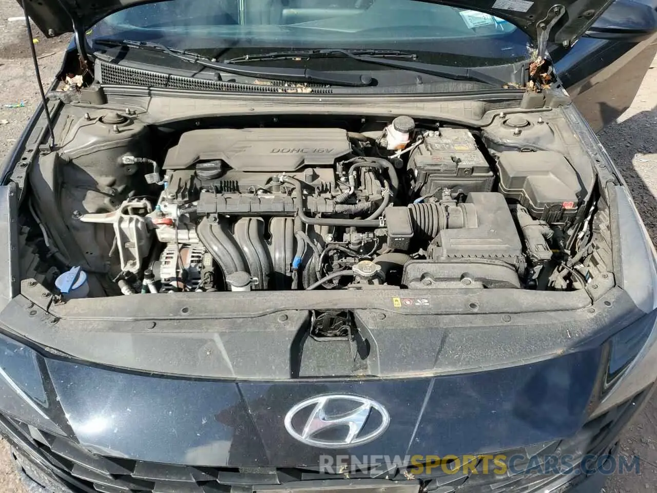 11 Photograph of a damaged car 5NPLS4AG7NH081065 HYUNDAI ELANTRA 2022