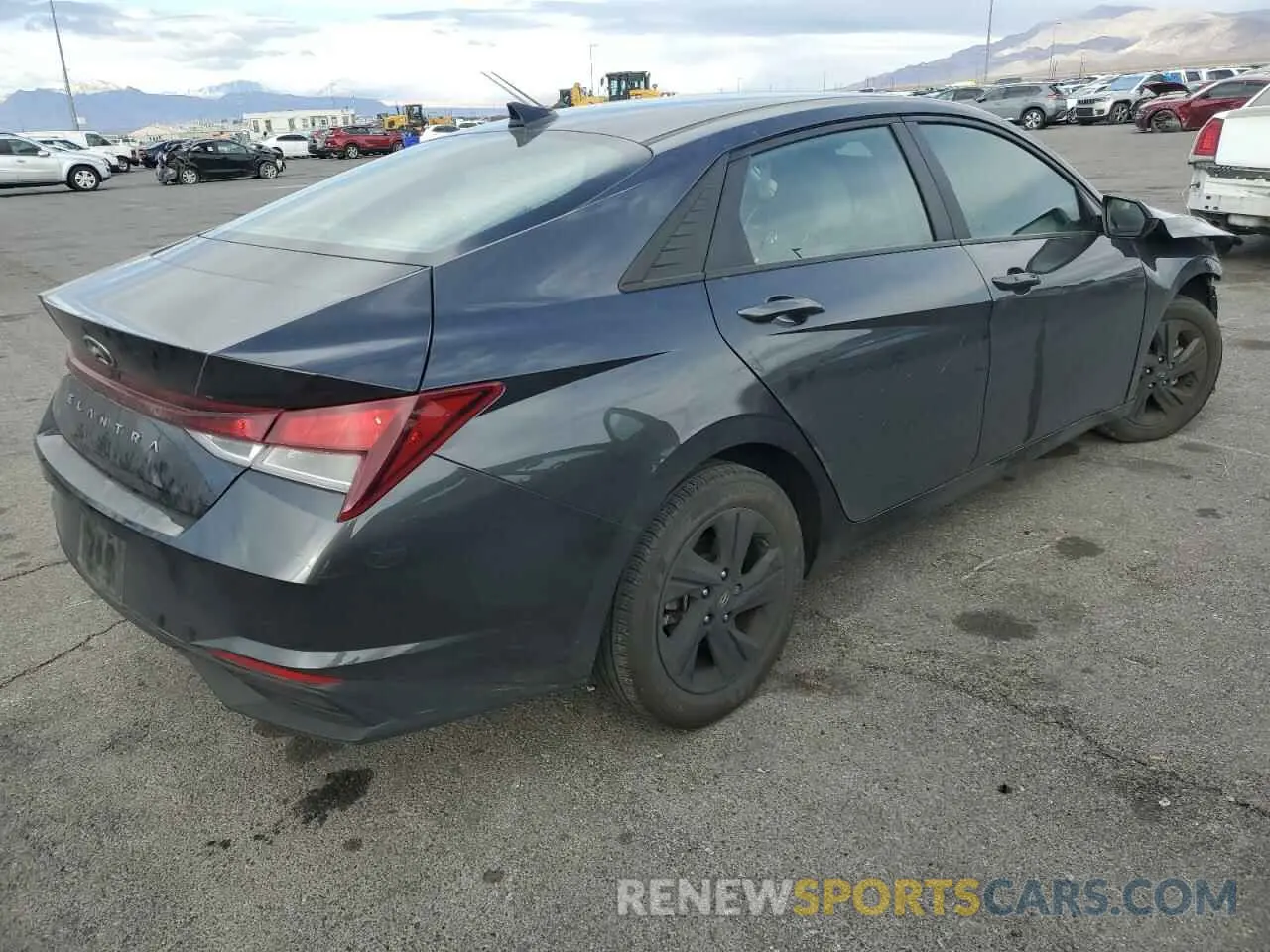3 Photograph of a damaged car 5NPLS4AG7NH082300 HYUNDAI ELANTRA 2022