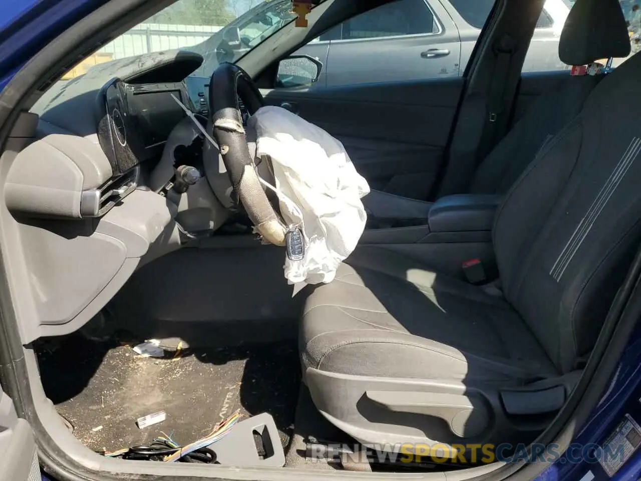 7 Photograph of a damaged car 5NPLS4AG8NH060208 HYUNDAI ELANTRA 2022
