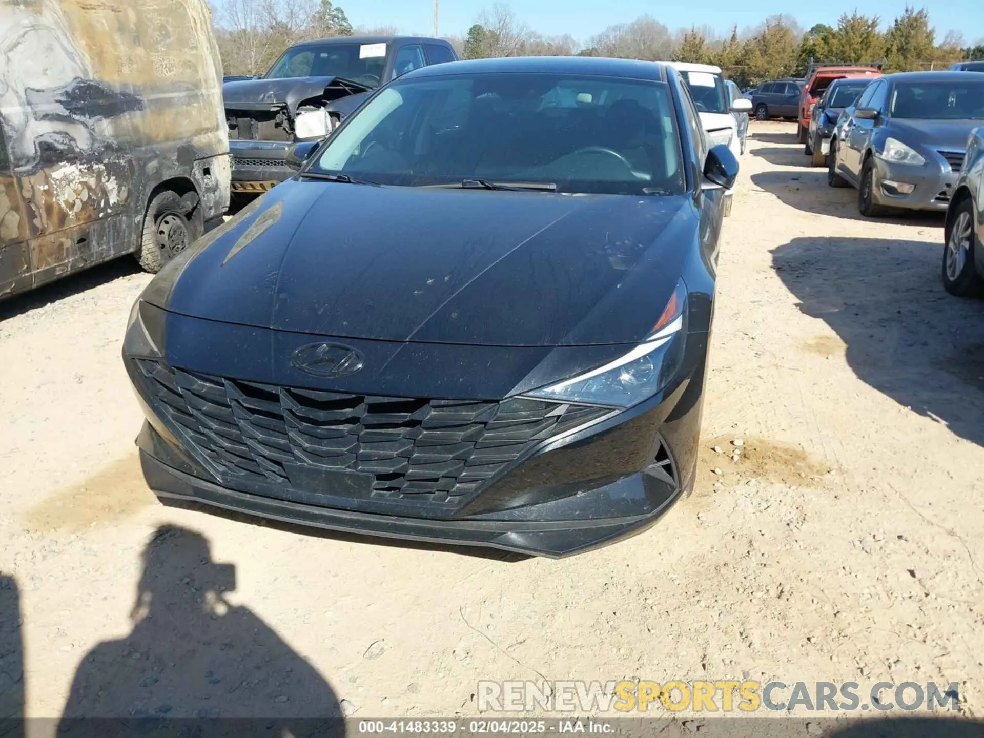 11 Photograph of a damaged car 5NPLS4AG8NH086713 HYUNDAI ELANTRA 2022