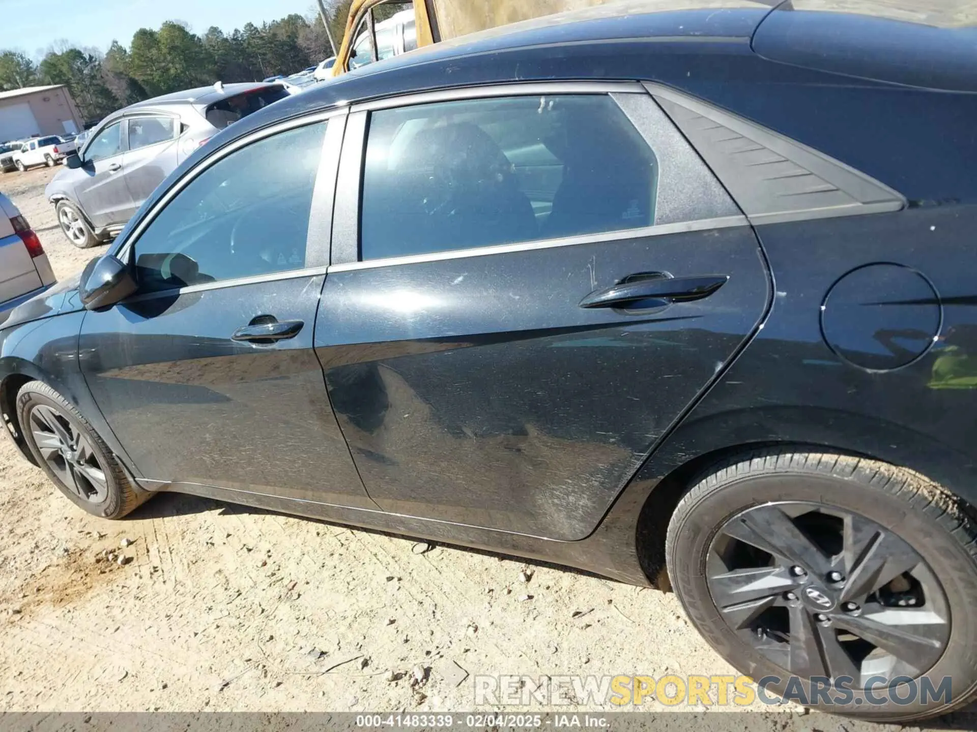 13 Photograph of a damaged car 5NPLS4AG8NH086713 HYUNDAI ELANTRA 2022