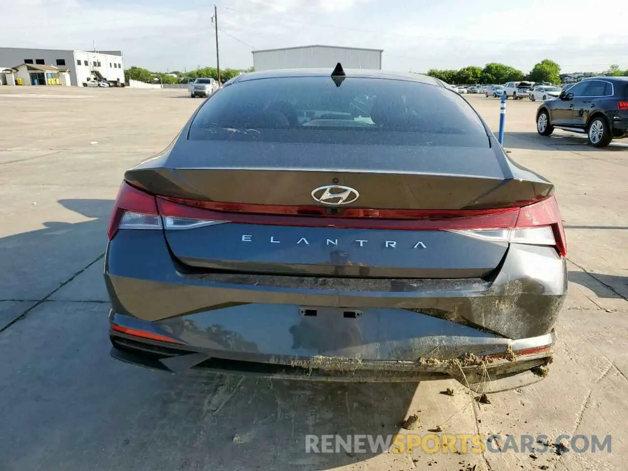 6 Photograph of a damaged car 5NPLS4AG9NH066454 HYUNDAI ELANTRA 2022