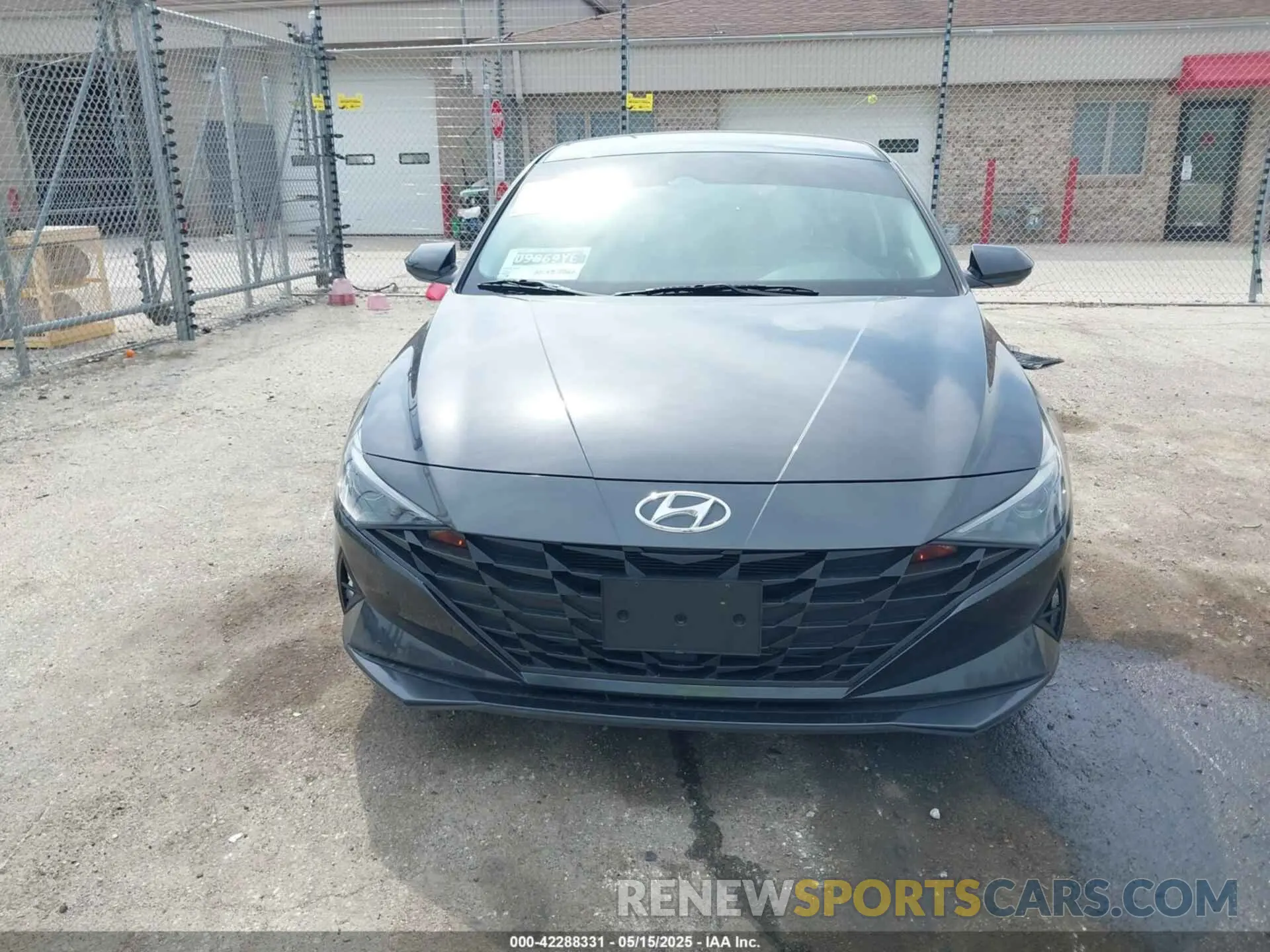 12 Photograph of a damaged car 5NPLS4AG9NH072089 HYUNDAI ELANTRA 2022