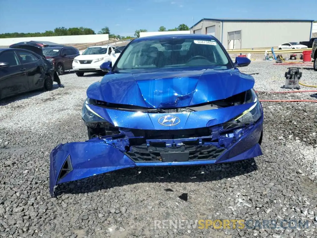 5 Photograph of a damaged car 5NPLS4AG9NH084842 HYUNDAI ELANTRA 2022