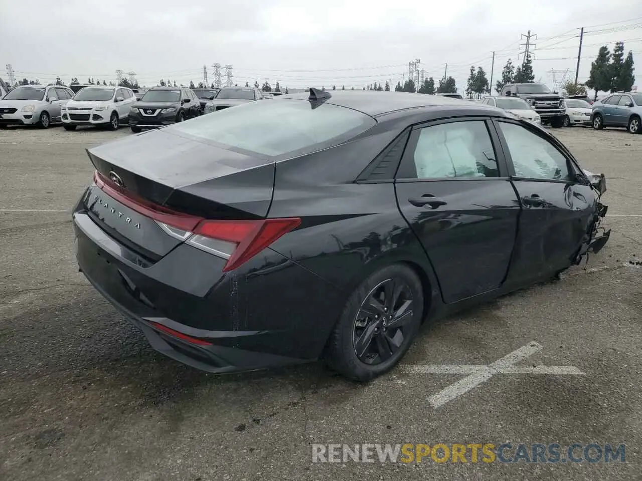 3 Photograph of a damaged car 5NPLS4AGXNH058380 HYUNDAI ELANTRA 2022