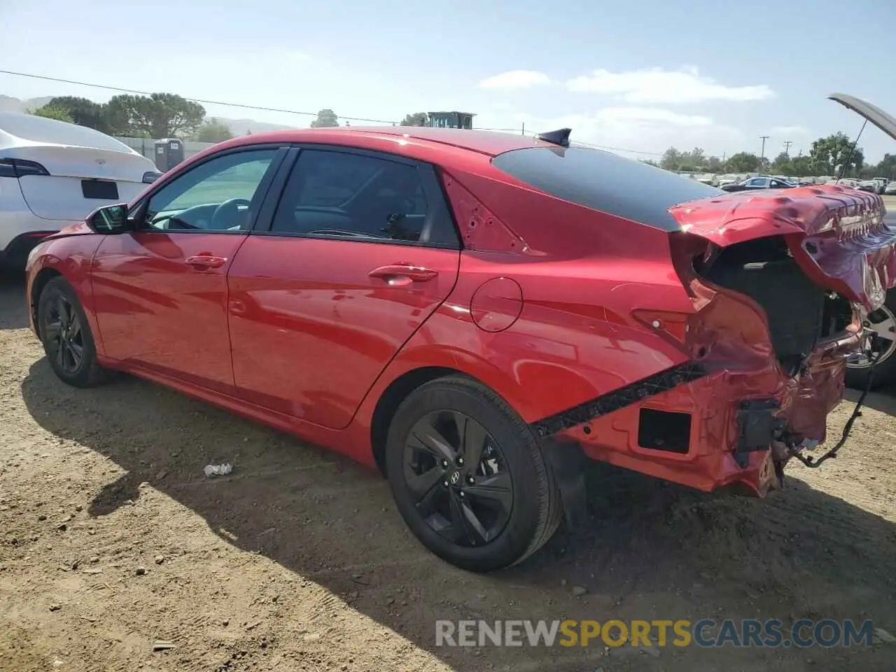 2 Photograph of a damaged car 5NPLS4AGXNH079679 HYUNDAI ELANTRA 2022