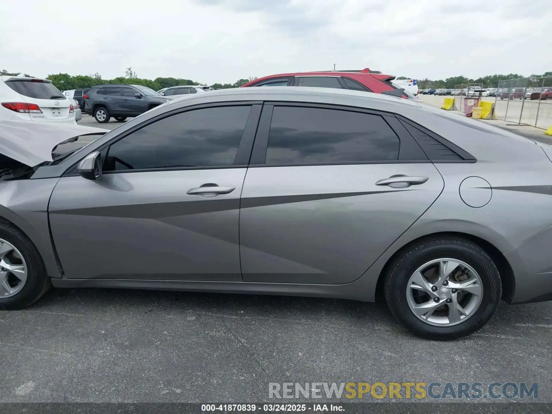 14 Photograph of a damaged car KMHLL4AG2NU255039 HYUNDAI ELANTRA 2022