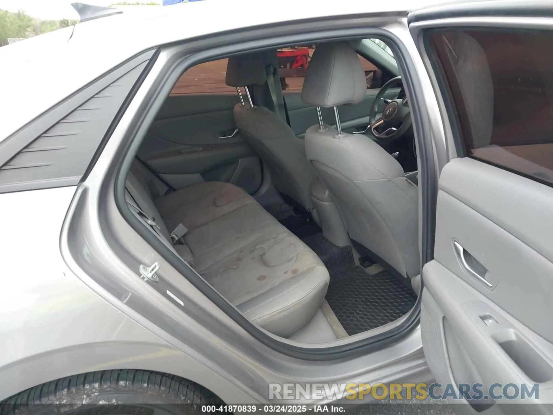 8 Photograph of a damaged car KMHLL4AG2NU255039 HYUNDAI ELANTRA 2022