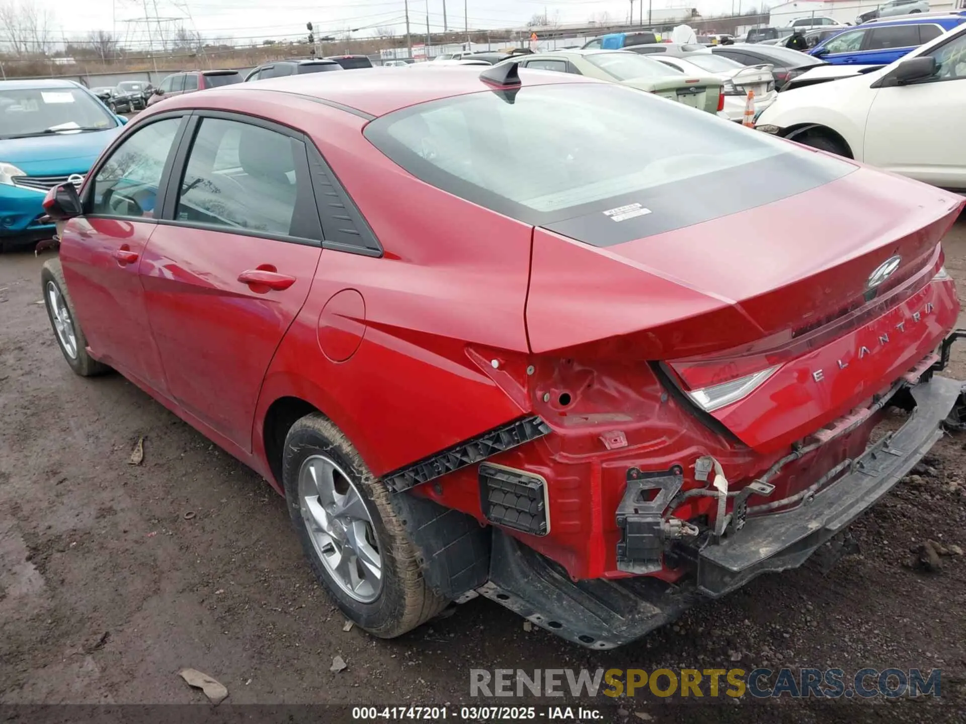 3 Photograph of a damaged car KMHLL4AG7NU325005 HYUNDAI ELANTRA 2022