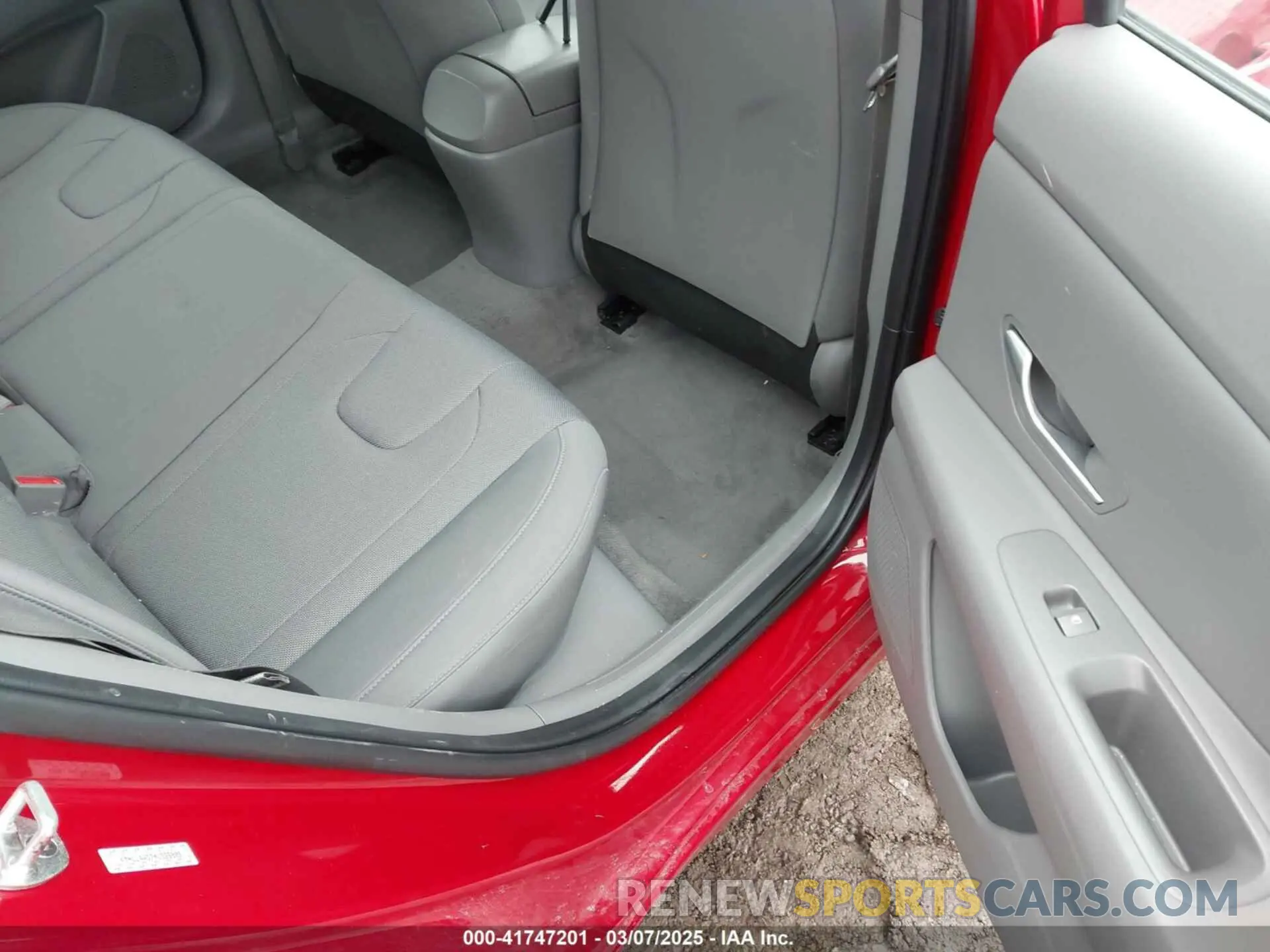8 Photograph of a damaged car KMHLL4AG7NU325005 HYUNDAI ELANTRA 2022