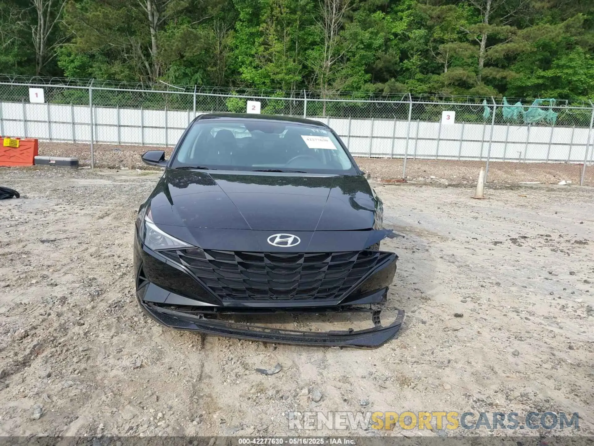 12 Photograph of a damaged car KMHLL4AG8NU307970 HYUNDAI ELANTRA 2022