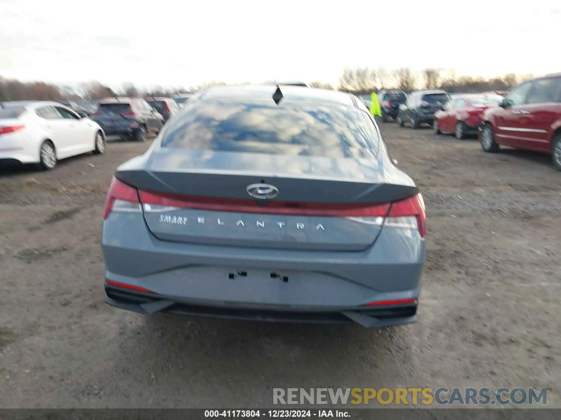 16 Photograph of a damaged car KMHLL4AG9NU289768 HYUNDAI ELANTRA 2022