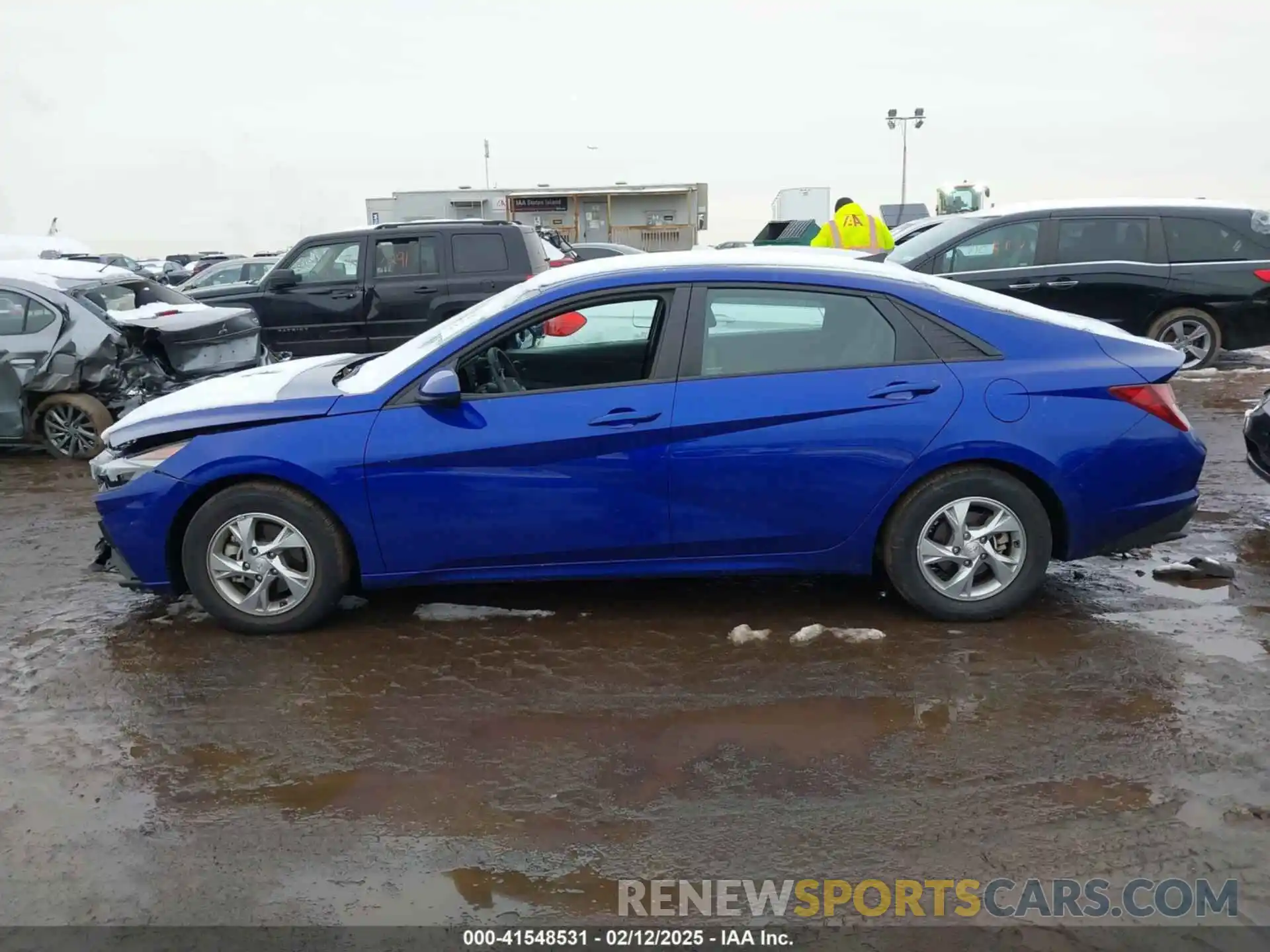 14 Photograph of a damaged car KMHLL4AGXNU345829 HYUNDAI ELANTRA 2022