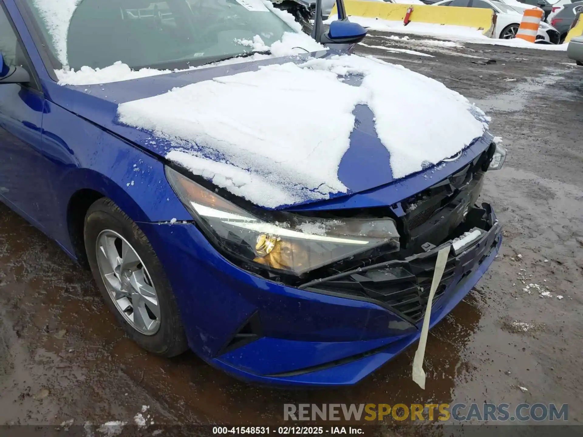 17 Photograph of a damaged car KMHLL4AGXNU345829 HYUNDAI ELANTRA 2022