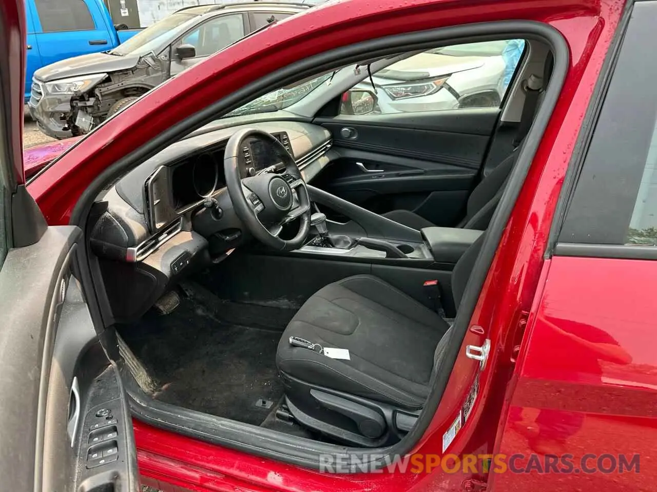7 Photograph of a damaged car KMHLM4AG0NU215376 HYUNDAI ELANTRA 2022