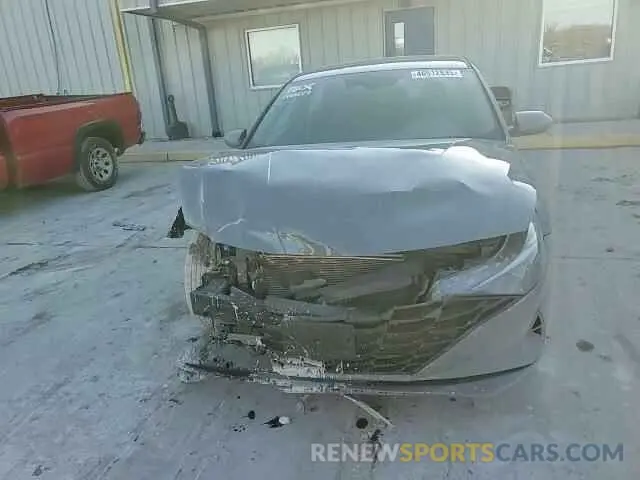 10 Photograph of a damaged car KMHLM4AG0NU311315 HYUNDAI ELANTRA 2022