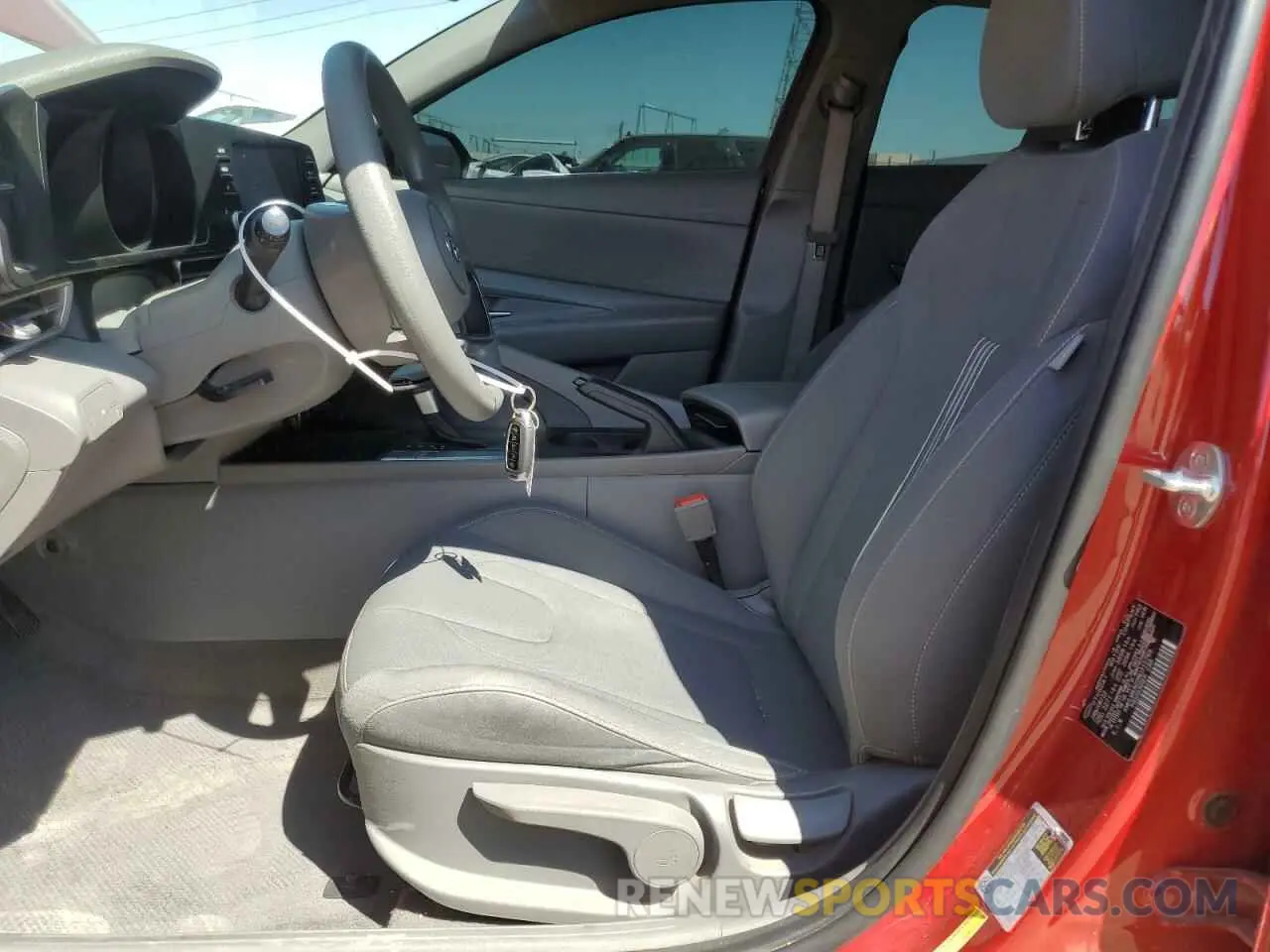 7 Photograph of a damaged car KMHLM4AG0NU312769 HYUNDAI ELANTRA 2022